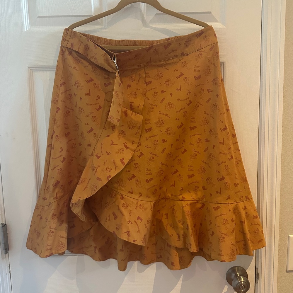 NWT Disney Dress Shop Skirt Mickey Minnie XL